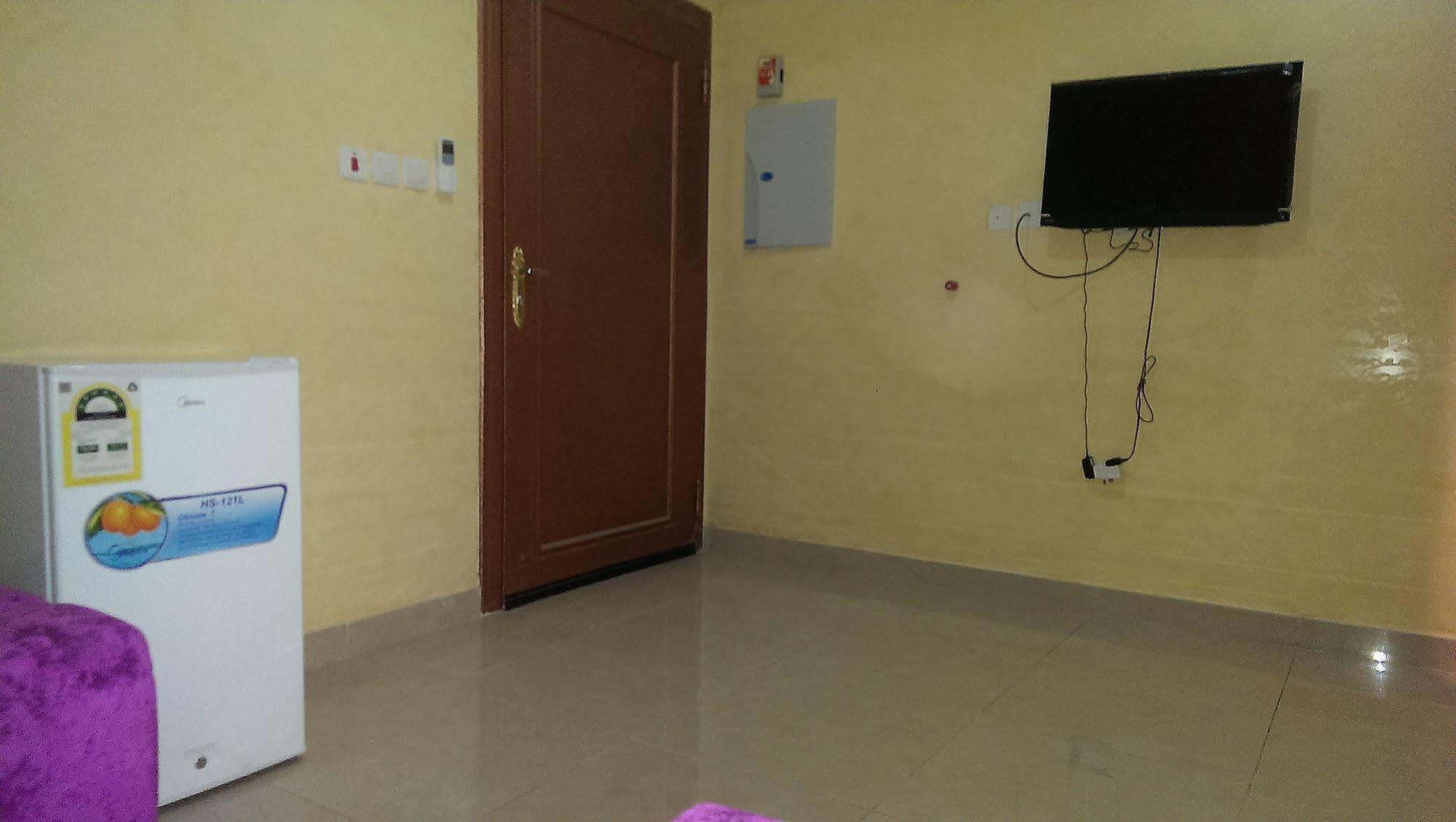 Aram Room 利雅德 外观 照片