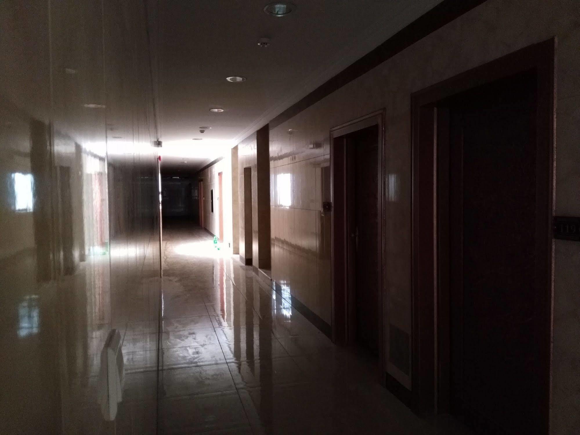 Aram Room 利雅德 外观 照片